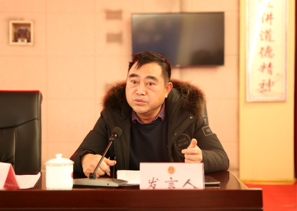 会中,该院检委会专职委员杨世平就如何深入贯彻落实党的十九届五中